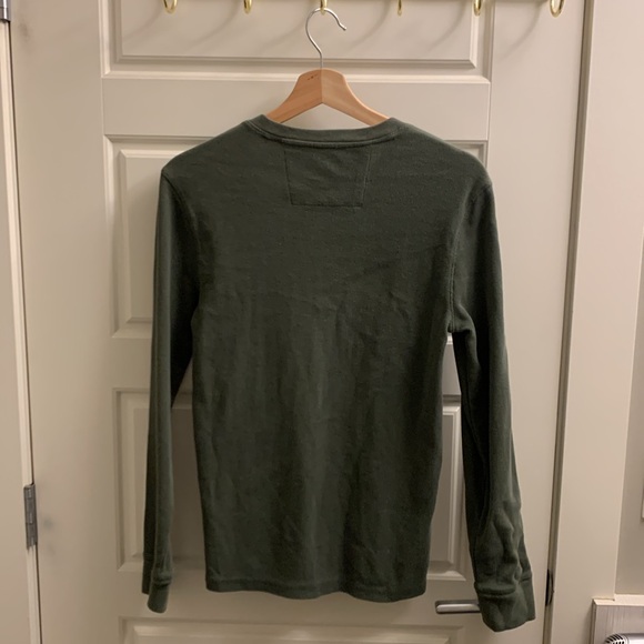 Banana Republic | Men's Longsleeve T-Shirt | Olive Green | US XS - Picture 2 of 4